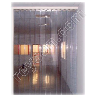 PVC slat and hinged doors | Reysan
