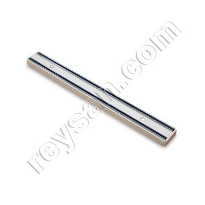 MAGNETIC BAR