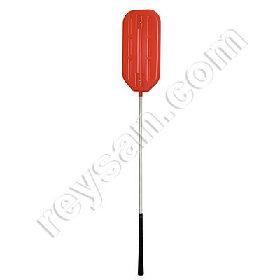 PADDLE CATTLE PRODDER 107 CM.