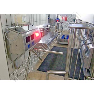 AUTOMATIC STATION SOLES + HAND DISINFECTION