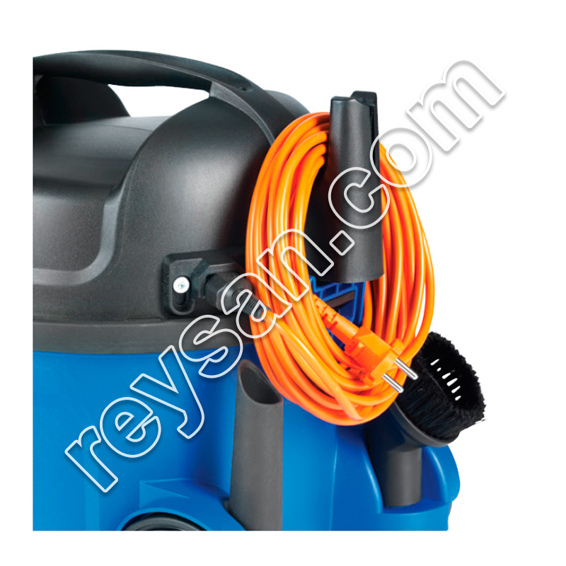 NILFISK SALTIX10 VACCUM CLEANER