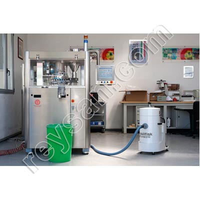 NILFISK VHW 310 VACUUM CLEANER