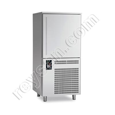 CHILLER WITH PROFESSIONAL TEMPERATURE REGENERATOR