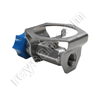 Discount on stainless steel fitting for industrial cleaning