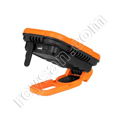 1,600 LUMEN ORANGE WORK LIGHT