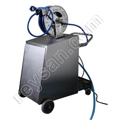 PORTABLE CLEANING STATION FOR 2 PRODUCTS